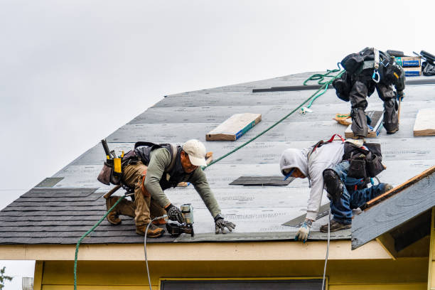 Professional Gutter Installation technician working in Wilmington, OH